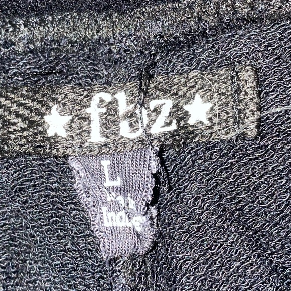 fbz Shorts Size Large - Picture 2 of 3